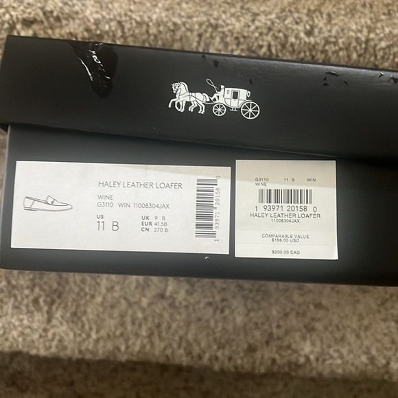 Coach women’s loafers - Picture 4 of 4